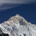 makalu रोज् रोज् दर्शन पाउँछू